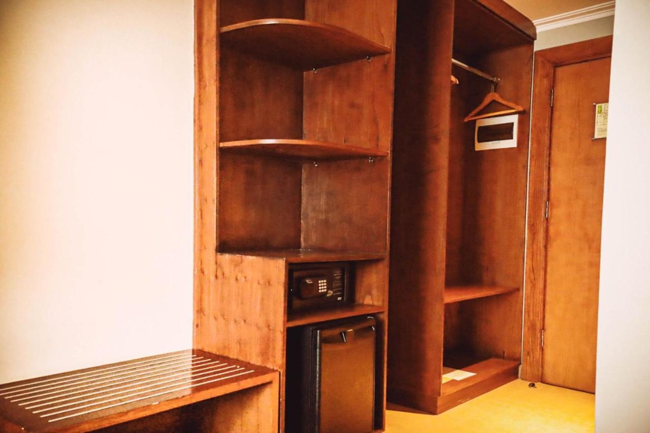 Sotis Kemang, Hotel 4*