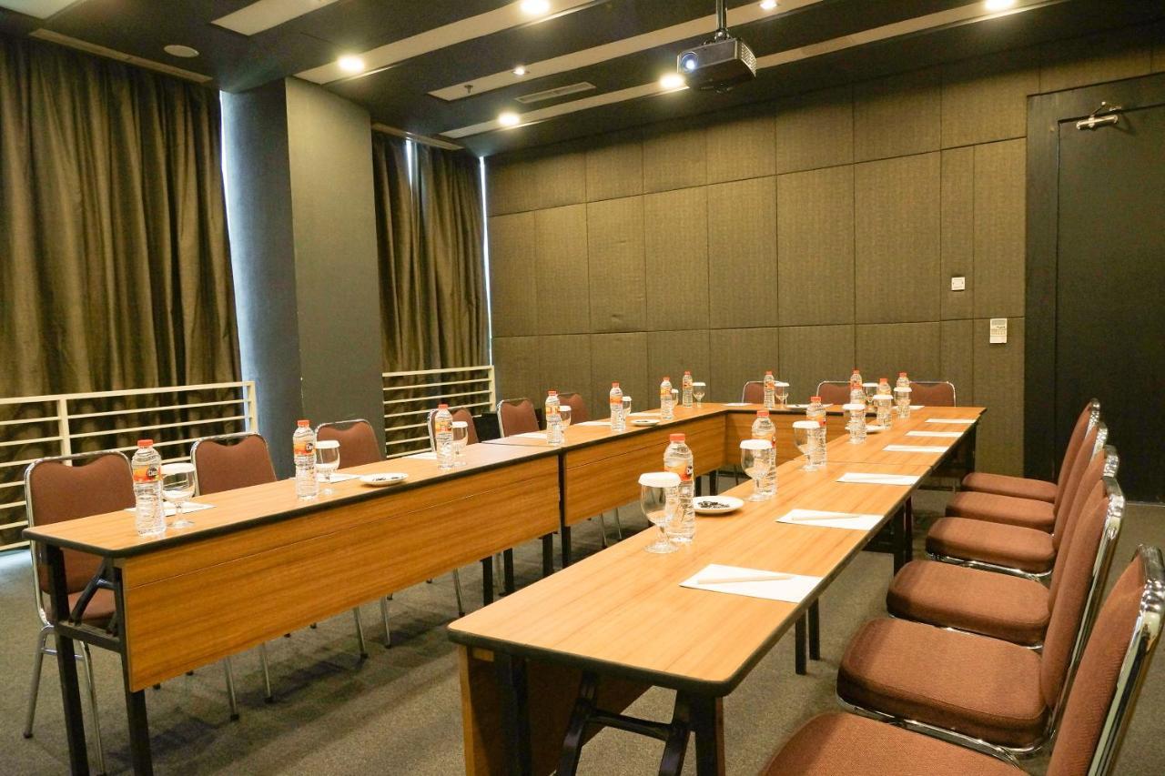 Akmani 4* Jakarta