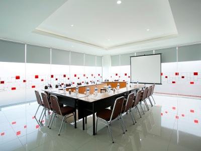 Amaris Tebet 2*
