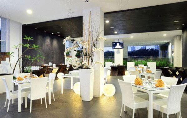 Akmani 4* Jakarta
