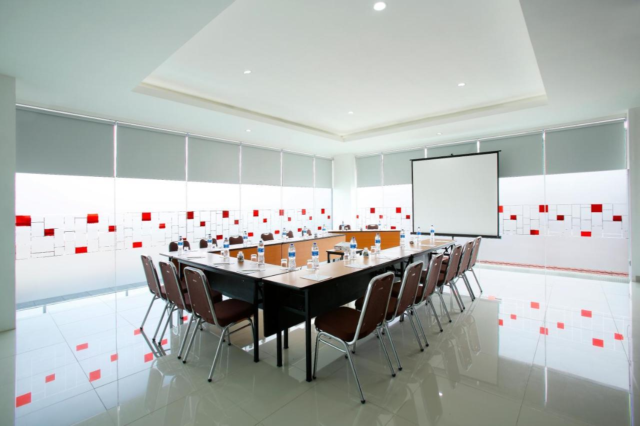 Amaris Tebet Hotel