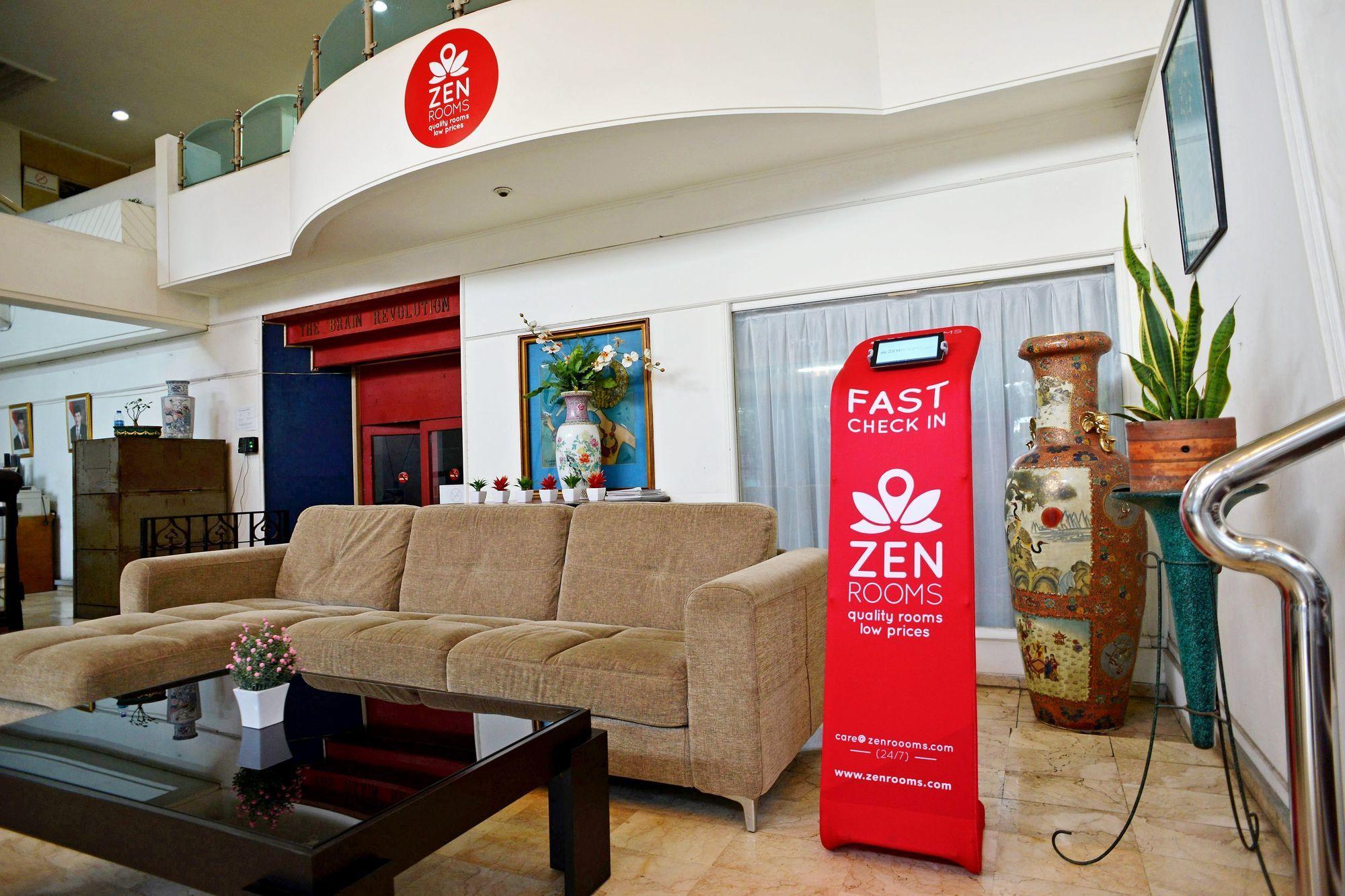Reddoorz Plus Near Kebayoran Baru Blok S Jakarta