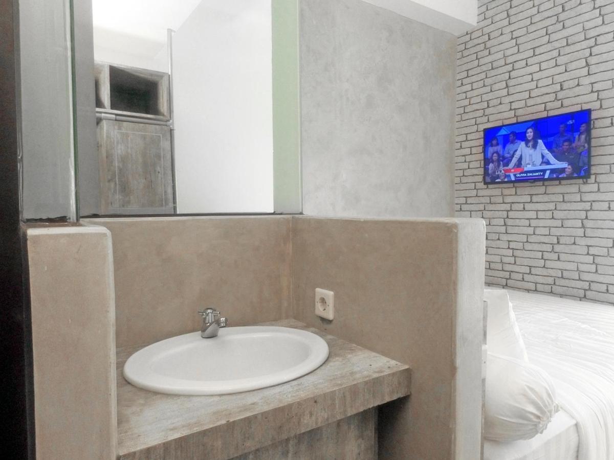 Dparagon Gajah Mada Hostel Jakarta