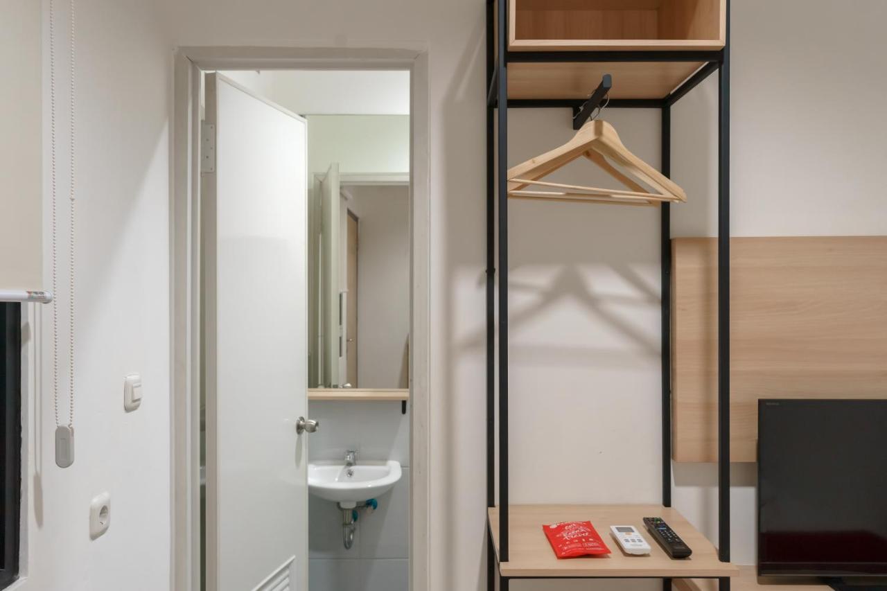 Reddoorz Near Seasons Mall 3 Hotel Jakarta