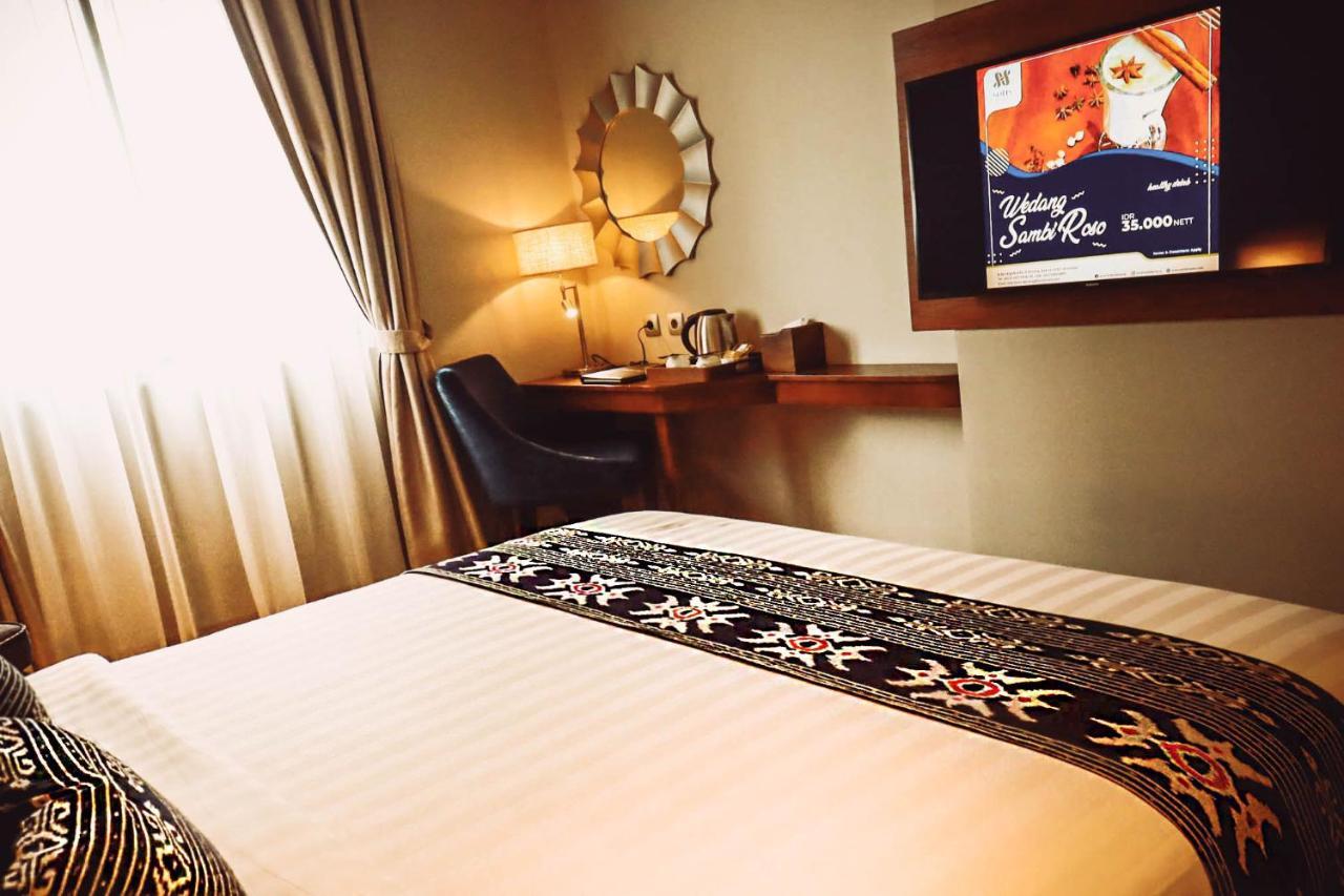 Sotis Kemang, Hotel 4*