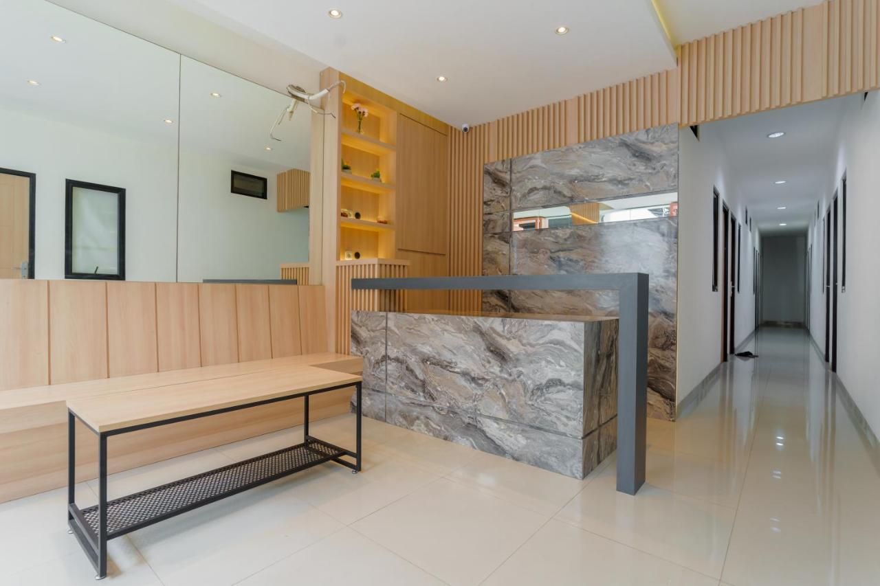 Reddoorz Near Seasons Mall 3 Hotel Jakarta