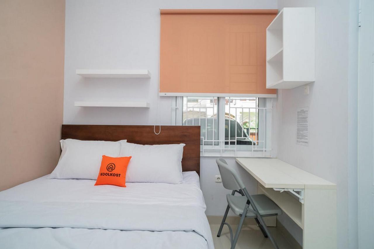 Koolkost Syariah At Jl Danau Towuti Benhil - Minimum 30 Nights 2*
