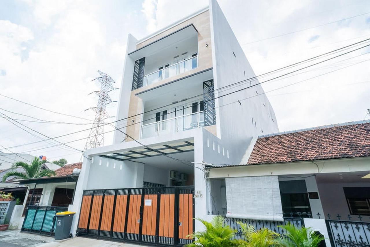 Koolkost Syariah At Jl Danau Towuti Benhil - Minimum 30 Nights 2* Jakarta