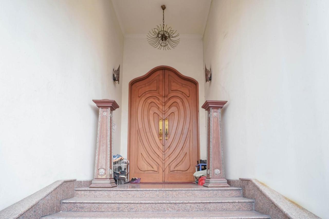 Hotel Koolkost Syariah Near Senayan Minimum 3 Nights Jakarta