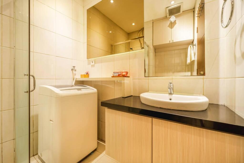 Lilac By Kozystay - Thamrin Apartment