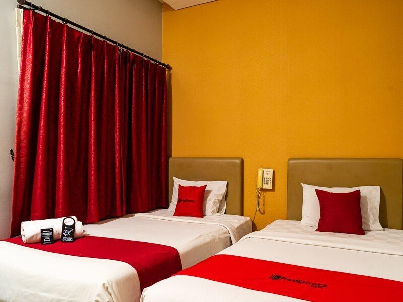 Reddoorz Near Blok M Square