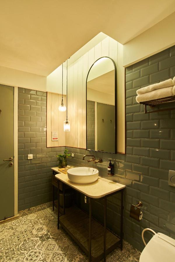 Lamandau House Hotel