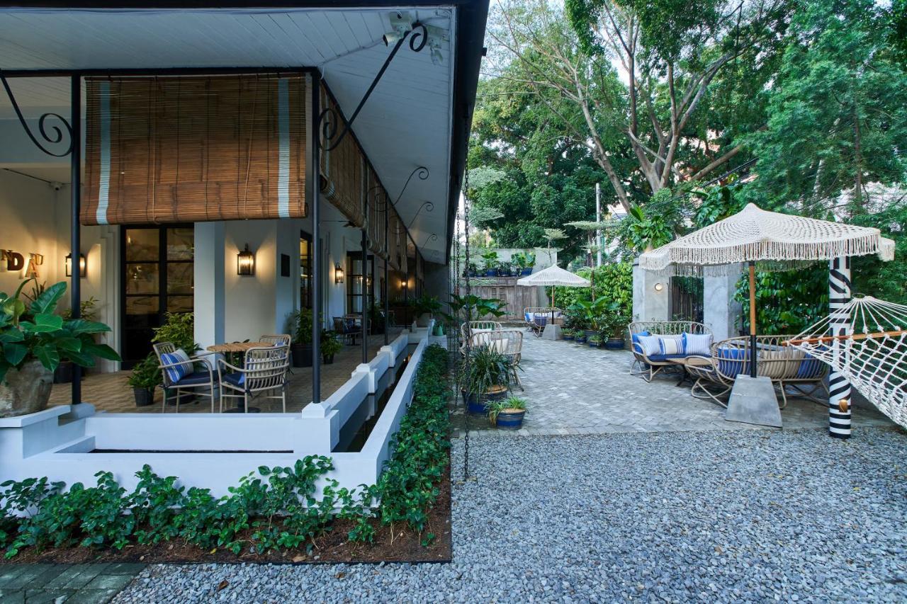 Hotel Lamandau House *