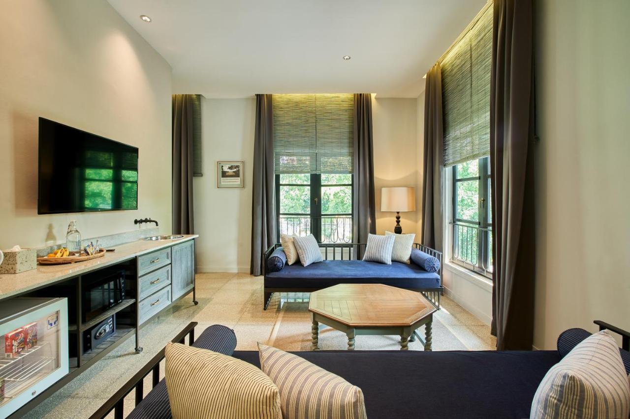 Lamandau House Hotel *