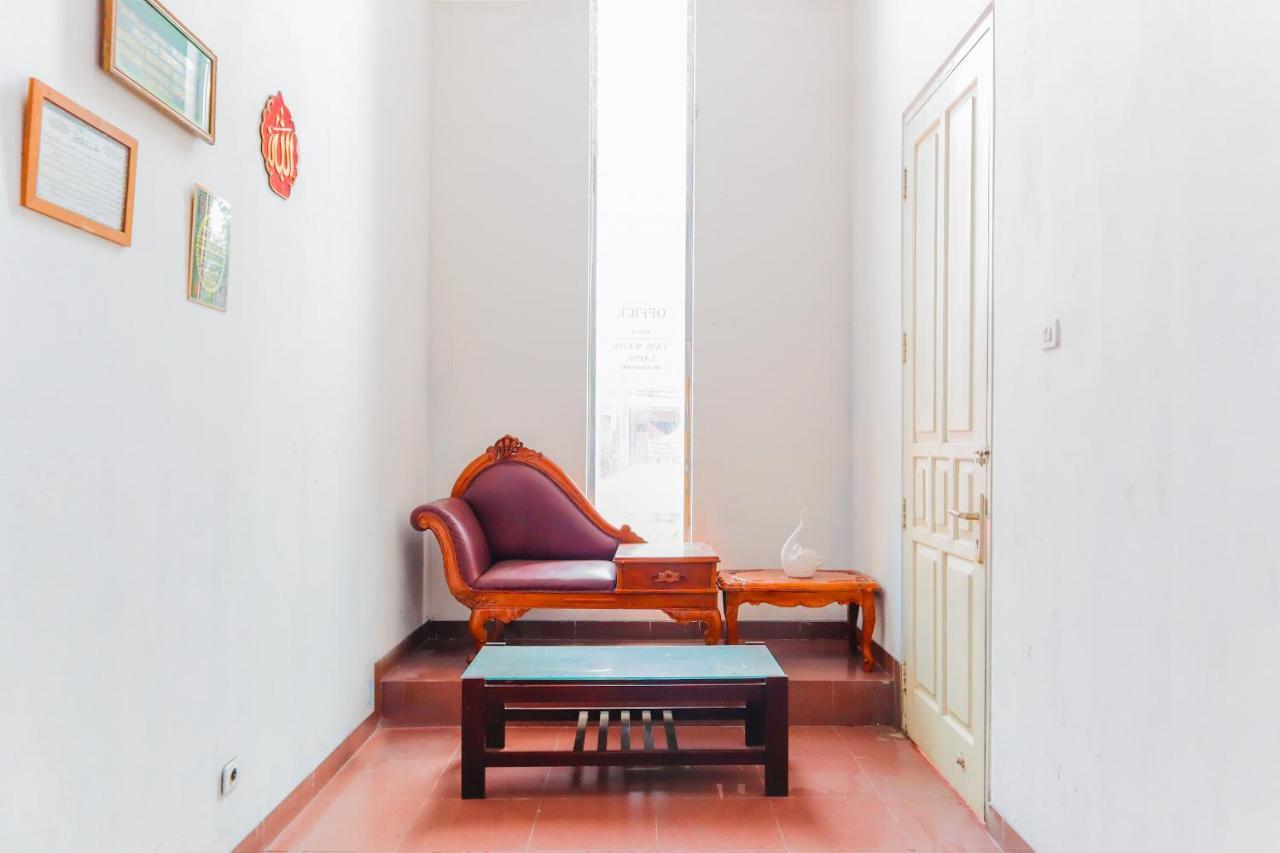 Oyo 2547 Assirot Hotel