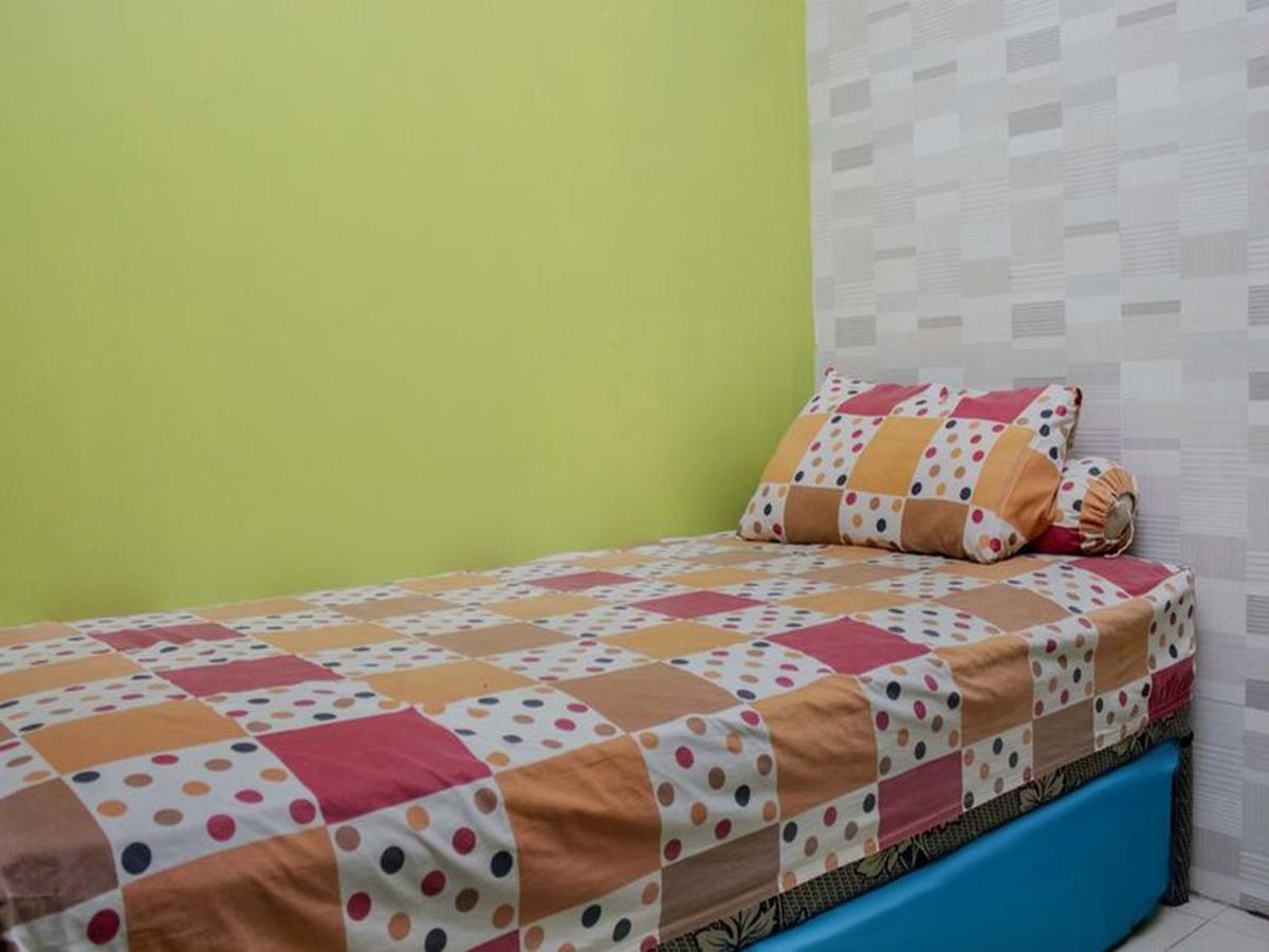 Atap Merah Residence * Jakarta
