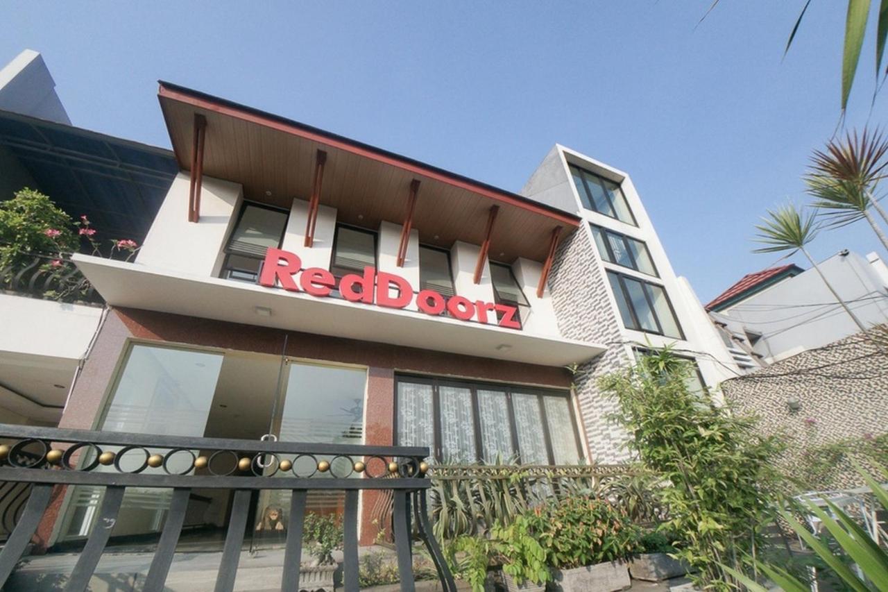 Reddoorz Near Pramuka Square Mall Guest house Jakarta