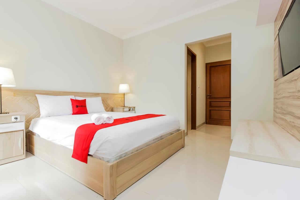 Reddoorz Premium Near Ragunan Zoo 2 3*