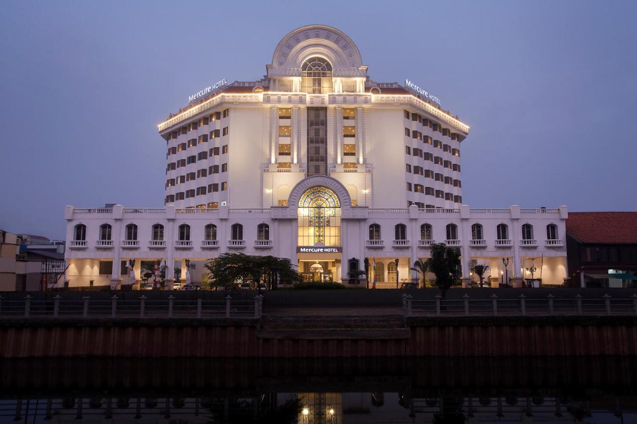 Mercure Batavia