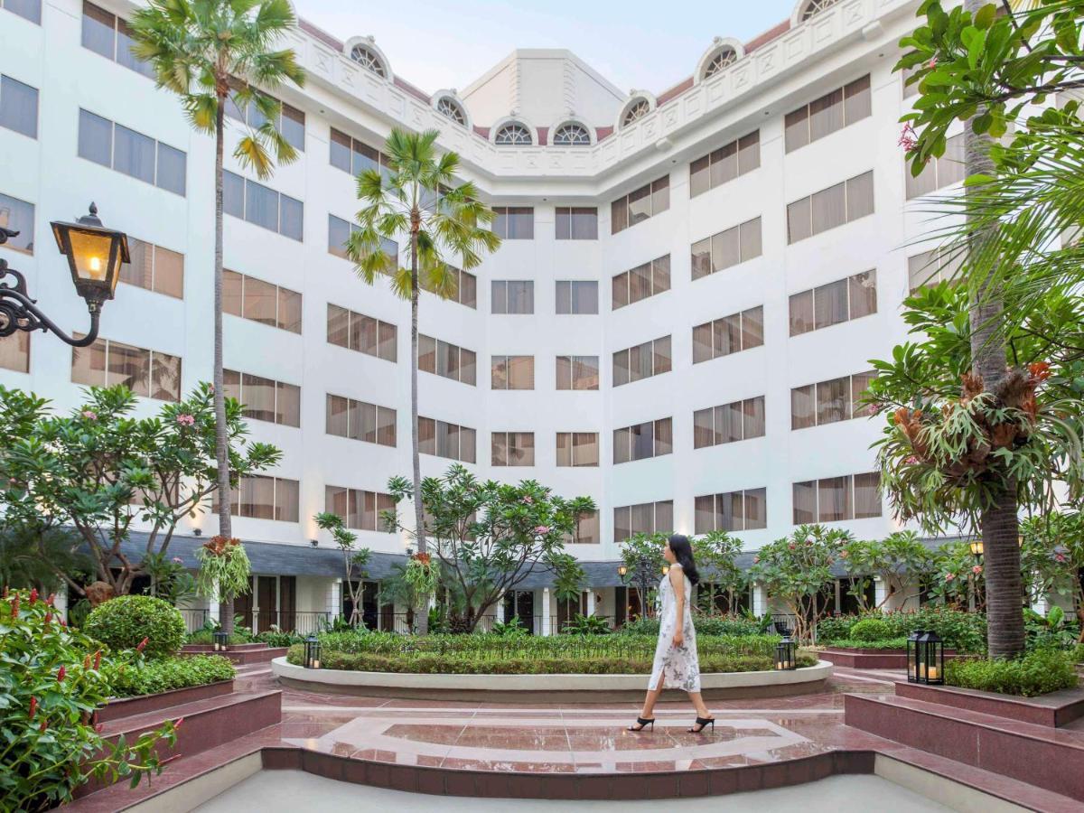 Mercure Batavia Hotel