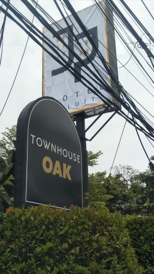 Hotel Townhouse Oak Jp 2*