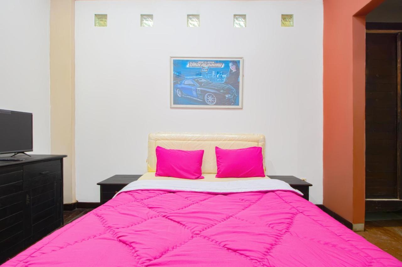 Tobana House Bintaro Hotel 3*