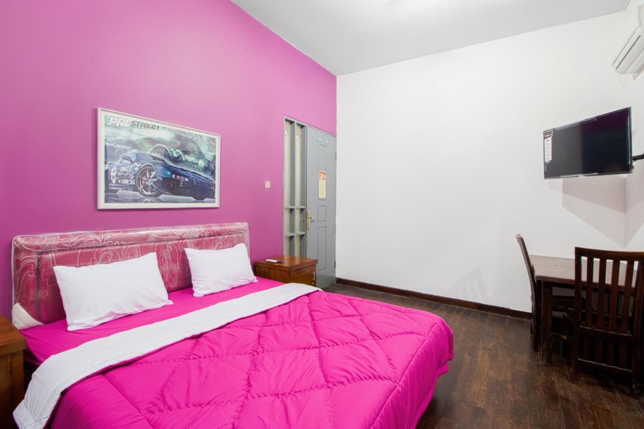 Tobana House Bintaro Hotel 3*
