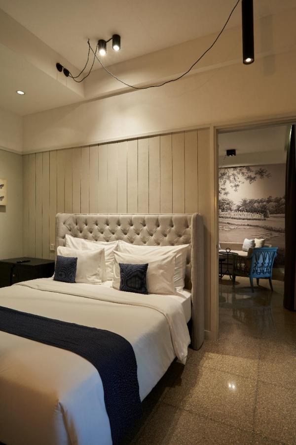 Lamandau House *