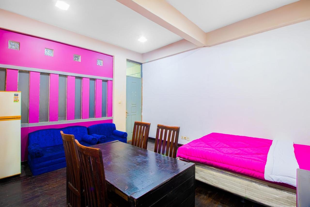 Hotel Tobana House Bintaro 3*