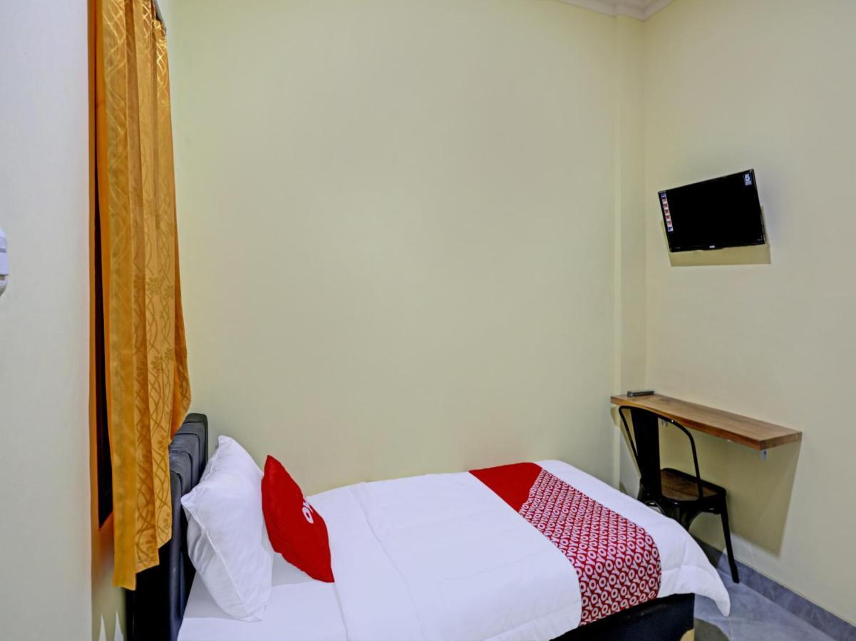 Hotel Oyo 90106 Tanah Abang