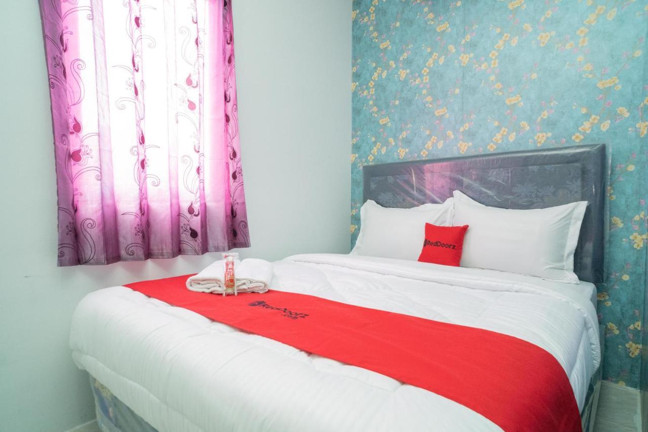 Reddoorz Near Itc Cempaka Mas 2 Hotel 3*