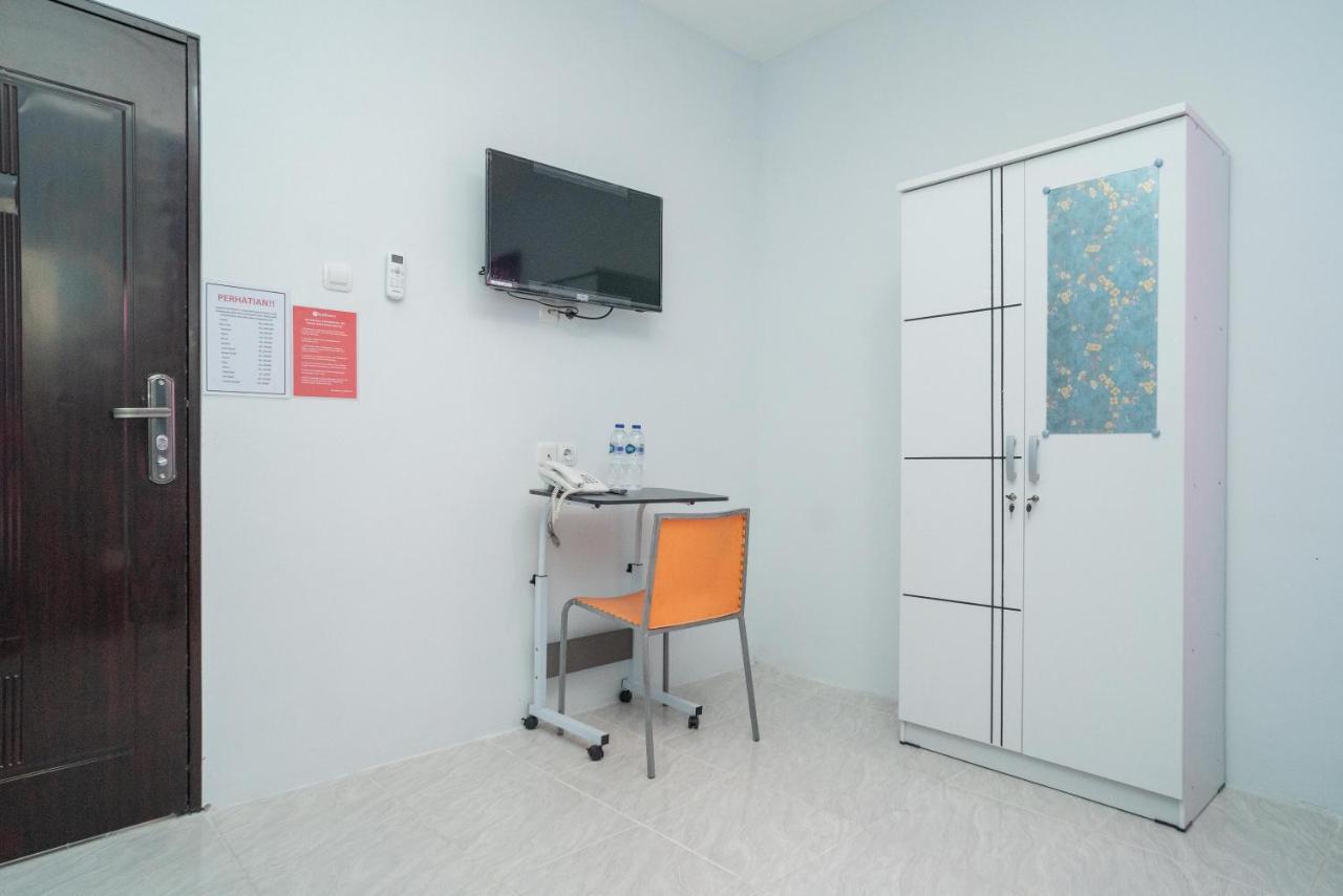 Hotel Reddoorz Near Itc Cempaka Mas 2 Jakarta