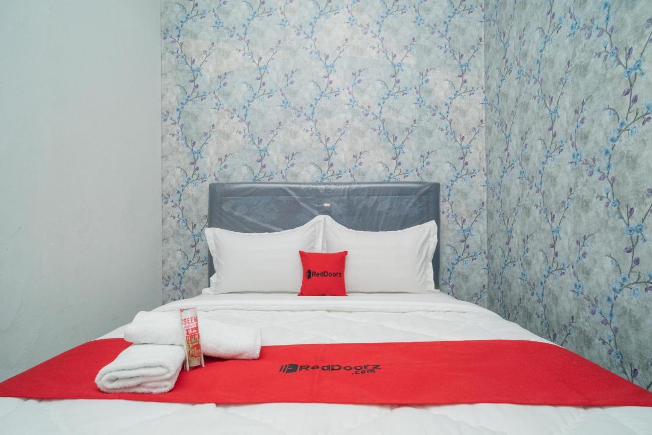 Hotel Reddoorz Near Itc Cempaka Mas 2 Jakarta