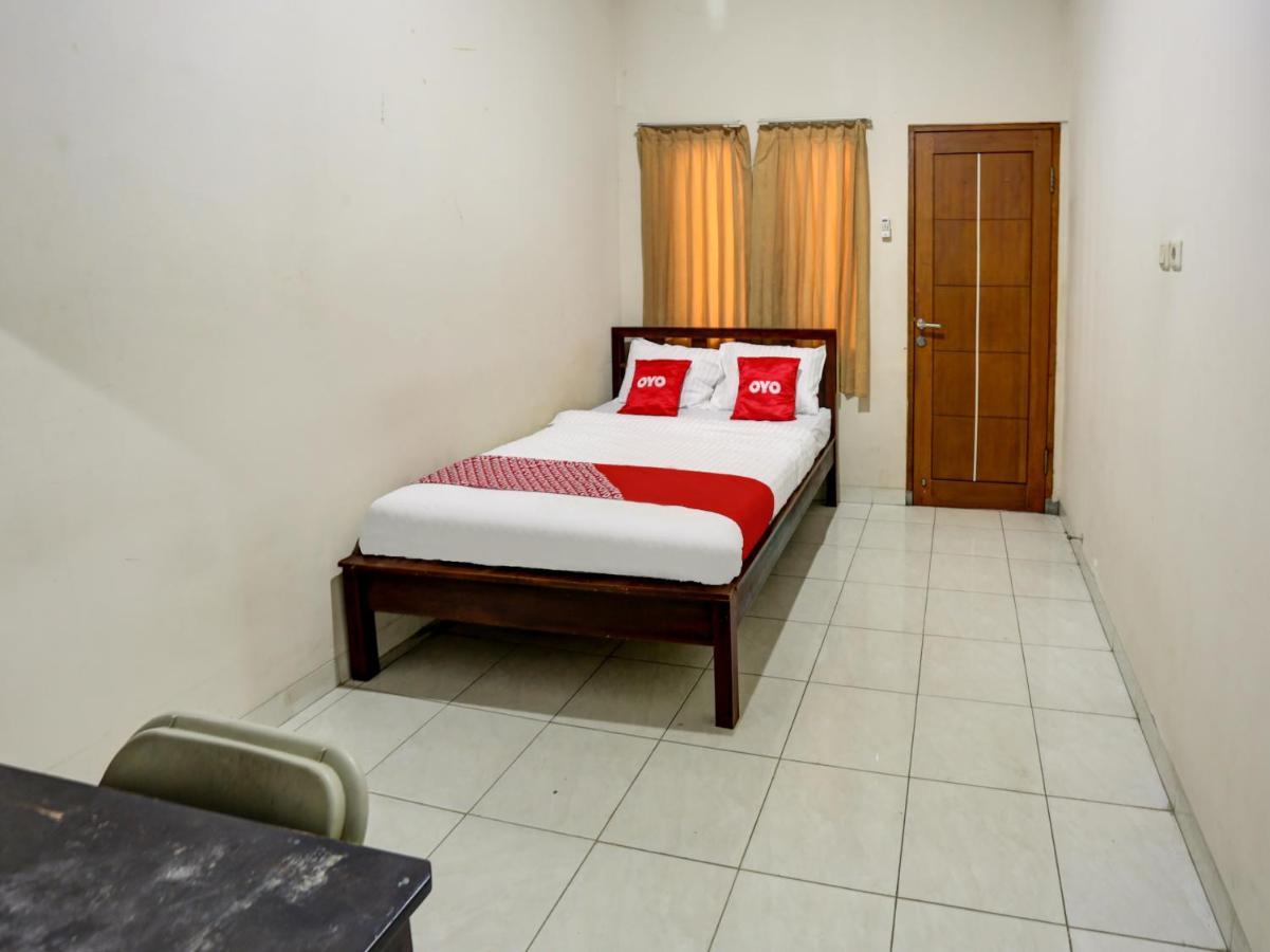 Hotel Oyo 90068 Exclusive Barkah Syariah