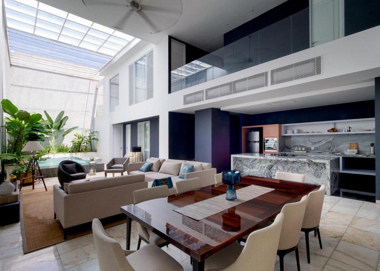 Luxury 4-Bedroom West Jakarta House - Villa 48