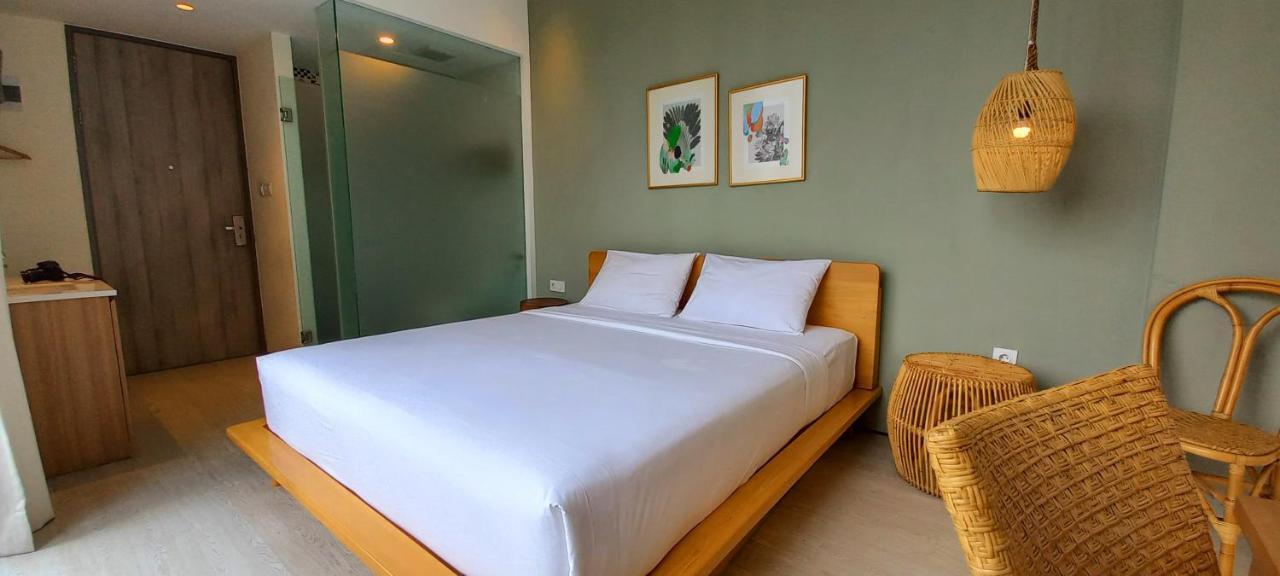 La Boheme, And Coffee Hotel Jakarta