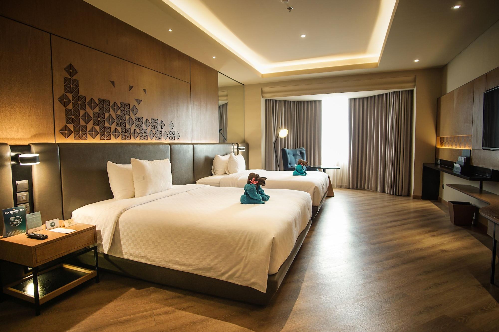 Hotel Mercure Batavia 4*