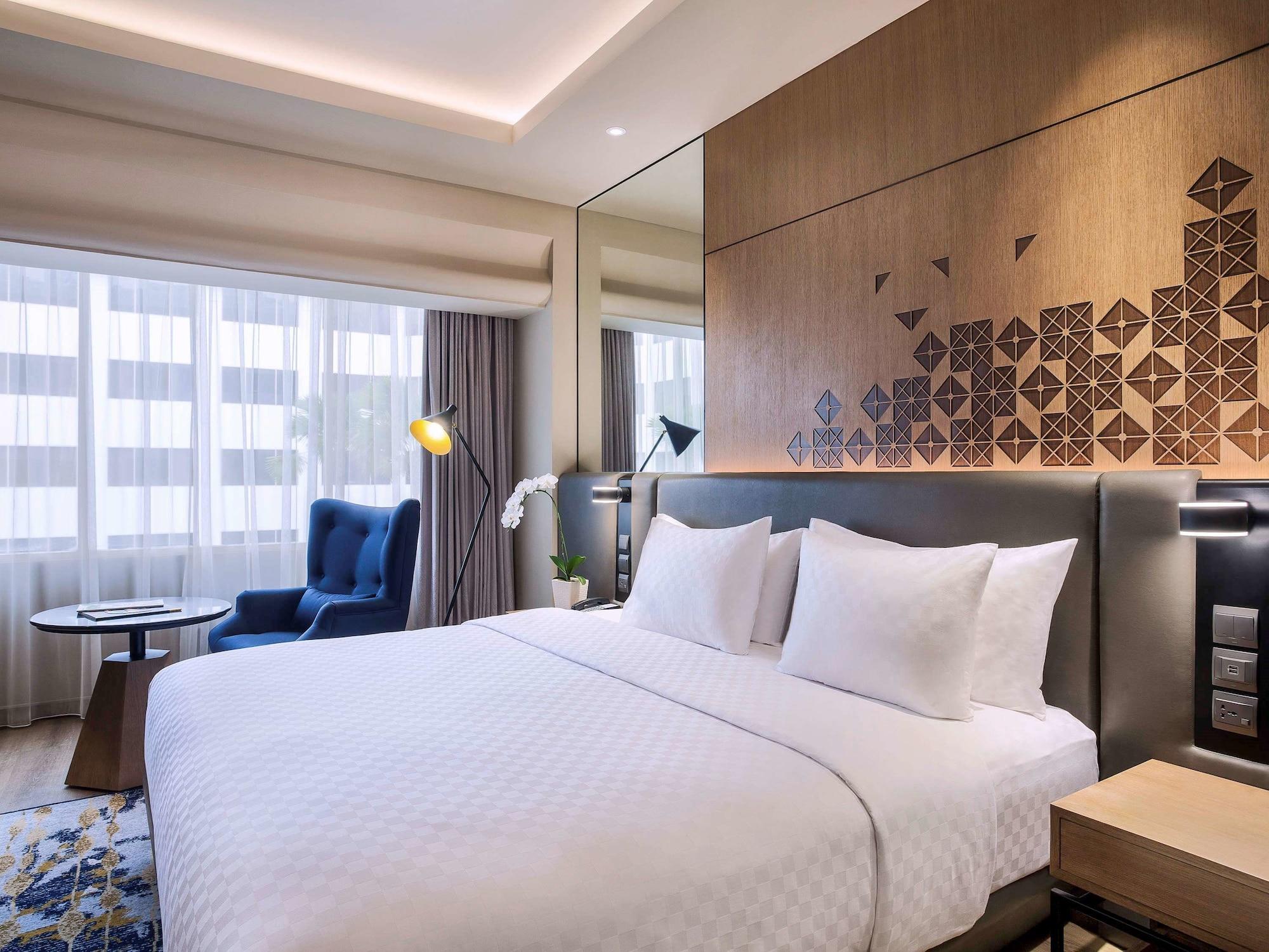 Hotel Mercure Batavia 4*
