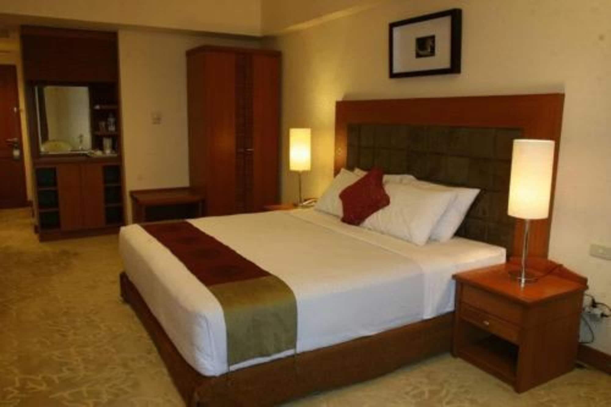 Hotel Bidakara 4*