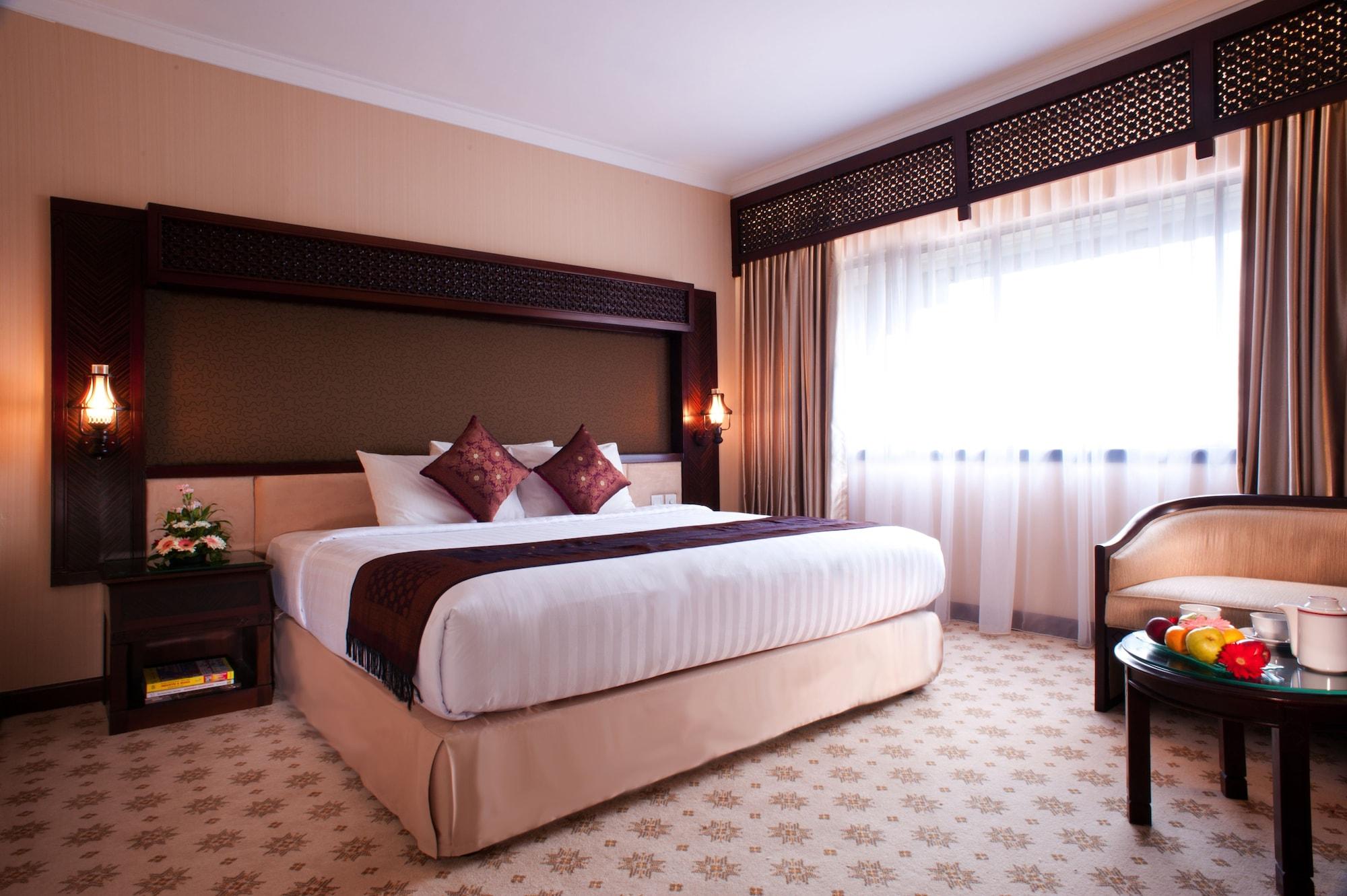 Kartika Chandra Hotel 4*