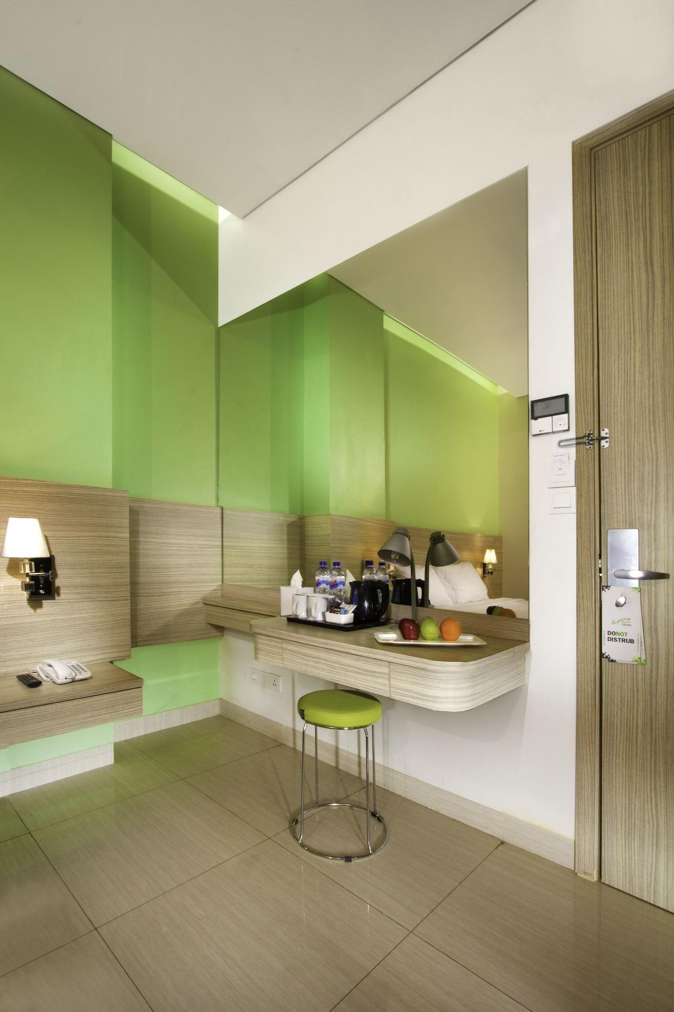 Whiz Prime Kelapa Gading Hotel