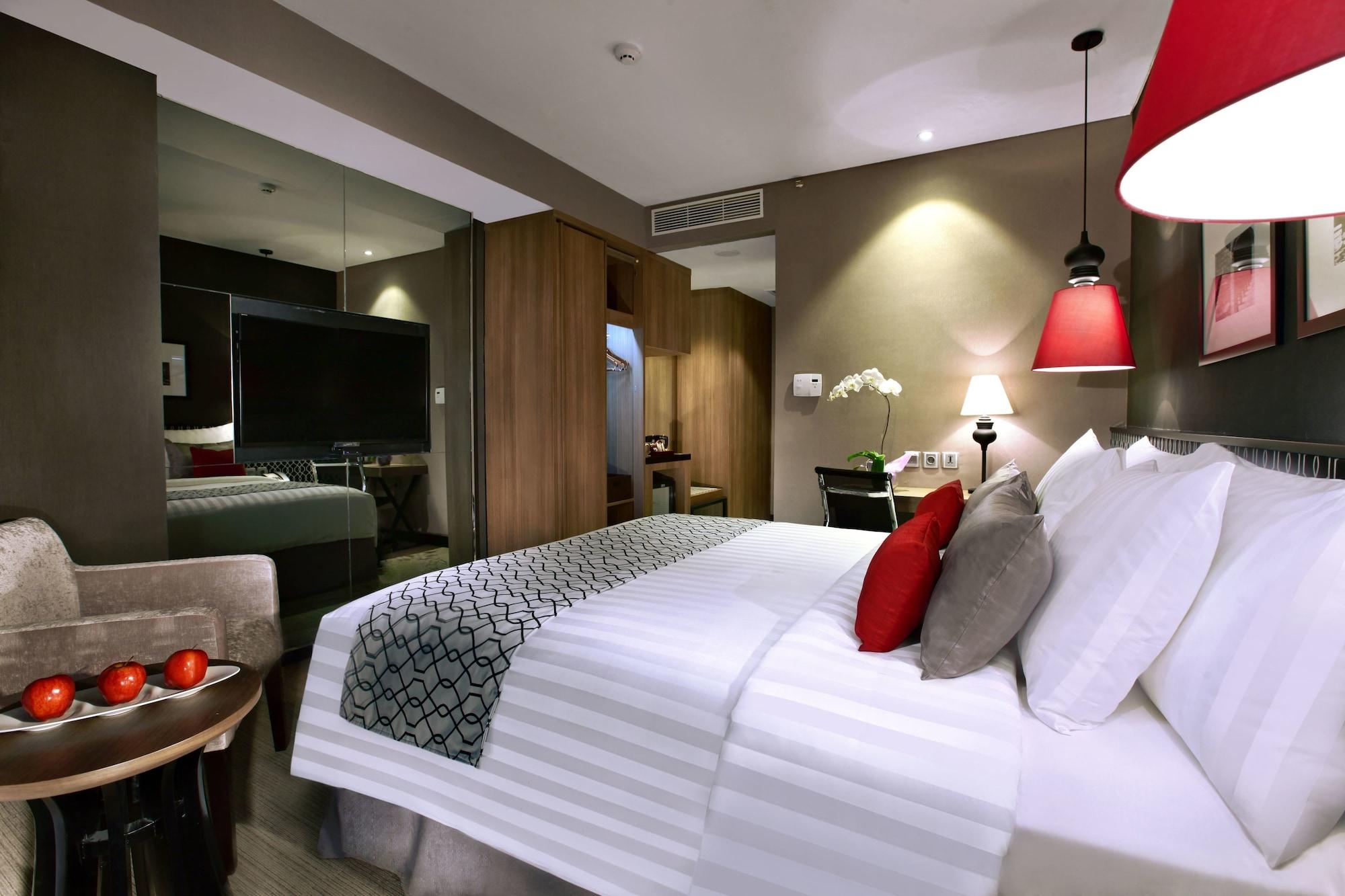 Aston Priority Simatupang And Conference Center