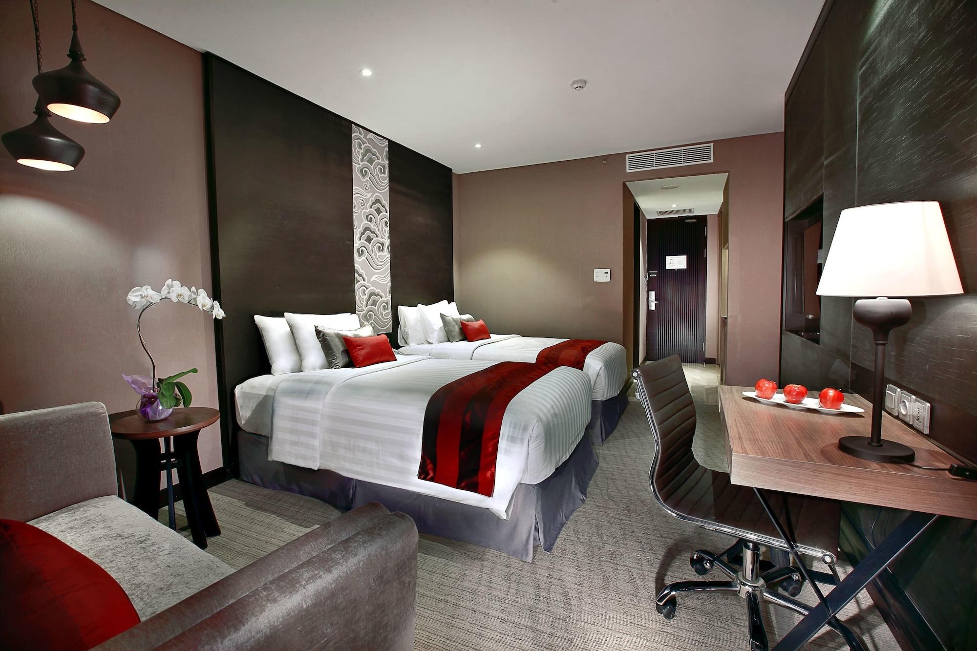 Aston Priority Simatupang And Conference Center Hotel