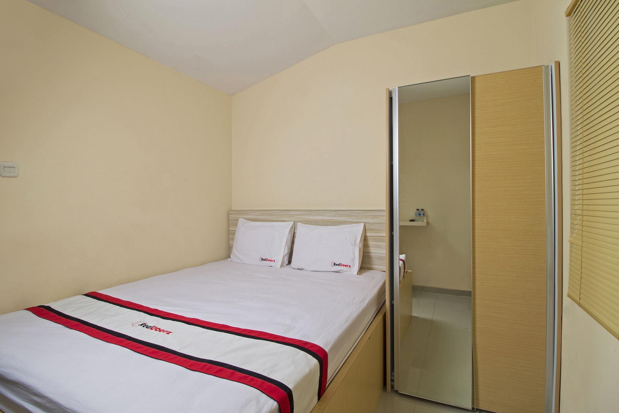 Reddoorz Plus @ Setiabudi Tengah 2* Jakarta