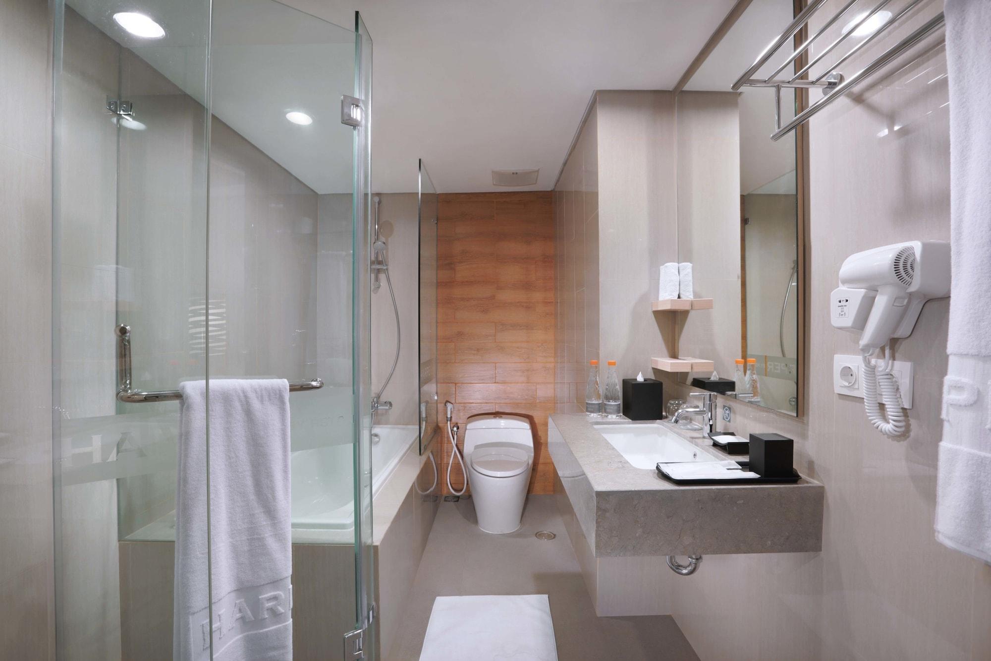 Hotel Harper Mt Haryono By Aston