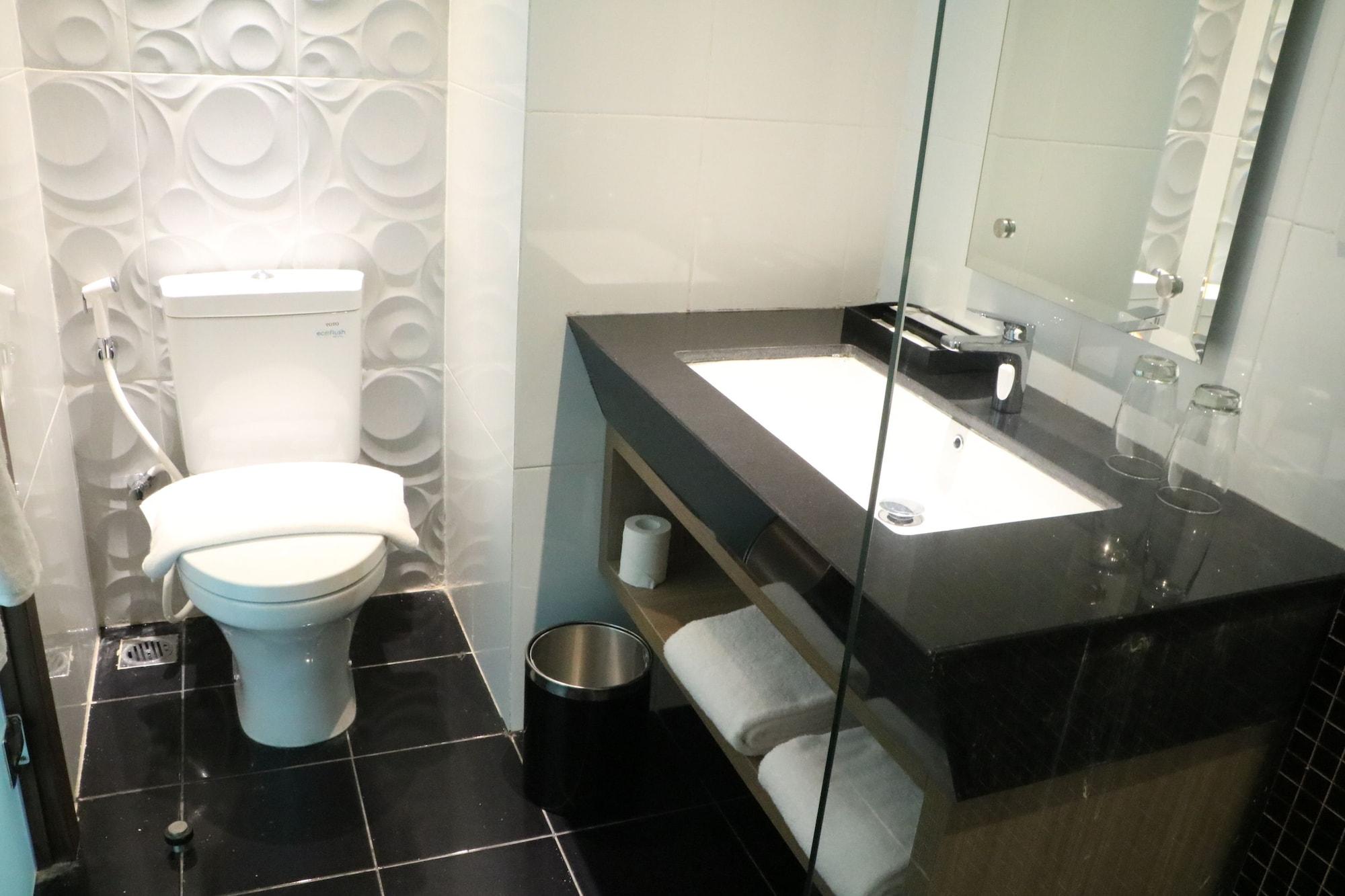 Luminor Hotel Pecenongan Jakarta By Wh 3*