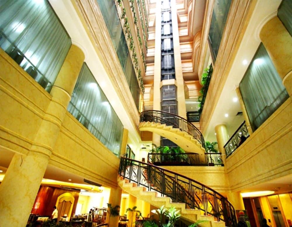 Sentral Jakarta