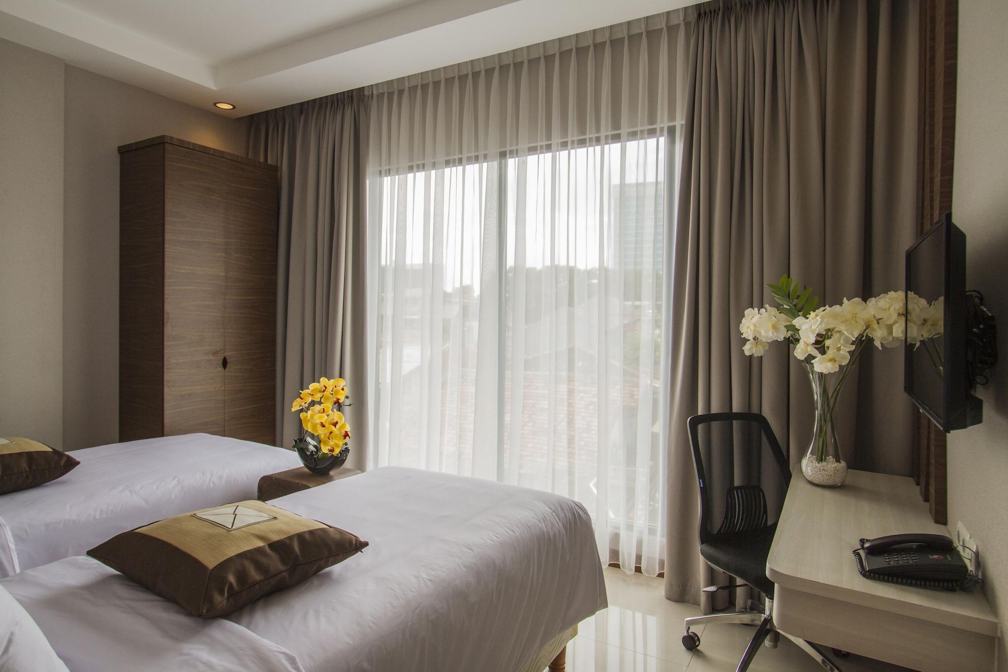 Sawana Suites Hotel