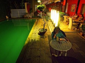 Maven Buncit Guest house 3*