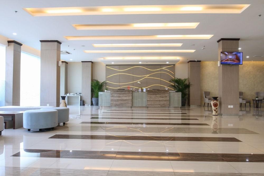 Terraz Tree Hotel Jakarta